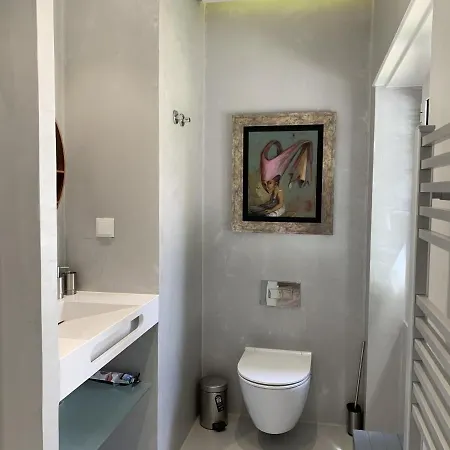 Flh Downtown Premium Ii * Cascaes