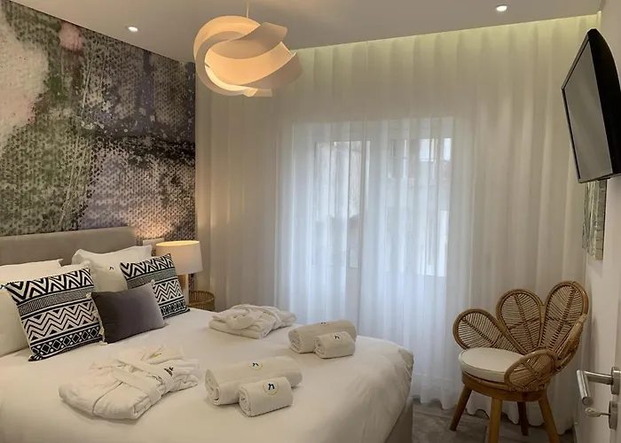 Апартаменты Flh Cascais Downtown Premium Apartment II *